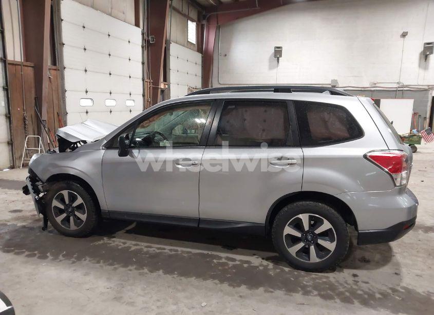 Photo 14 of 2017 Subaru Forester 2.5I (VIN JF2SJABC0HH440186)