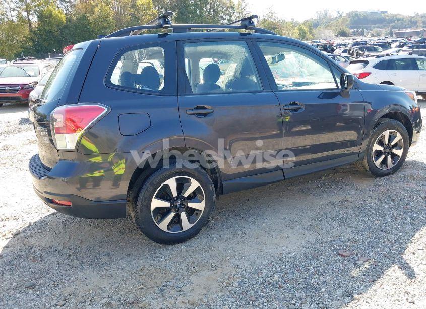 Photo 4 of 2017 Subaru Forester 2.5I (VIN JF2SJABC0HH471163)