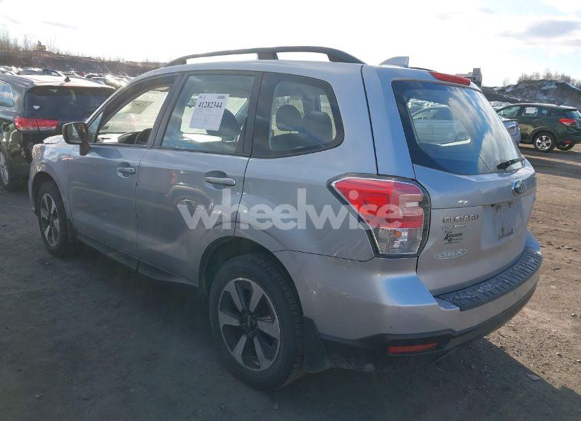 Photo 3 of 2017 Subaru Forester 2.5I (VIN JF2SJABC0HH484088)
