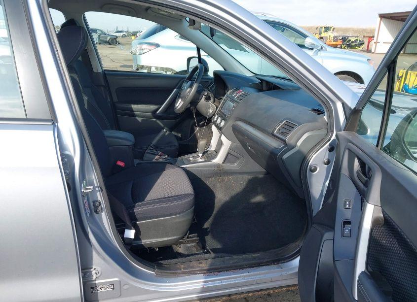 Photo 5 of 2017 Subaru Forester 2.5I (VIN JF2SJABC0HH487489)