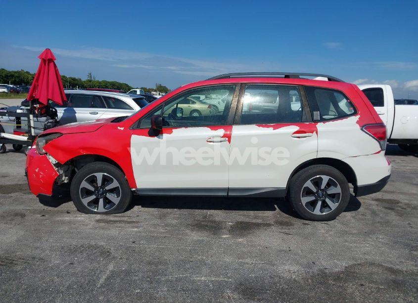 Photo 14 of 2017 Subaru Forester 2.5I (VIN JF2SJABC0HH569481)