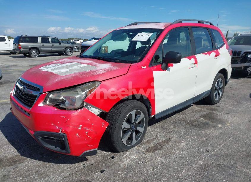 Photo 2 of 2017 Subaru Forester 2.5I (VIN JF2SJABC0HH569481)