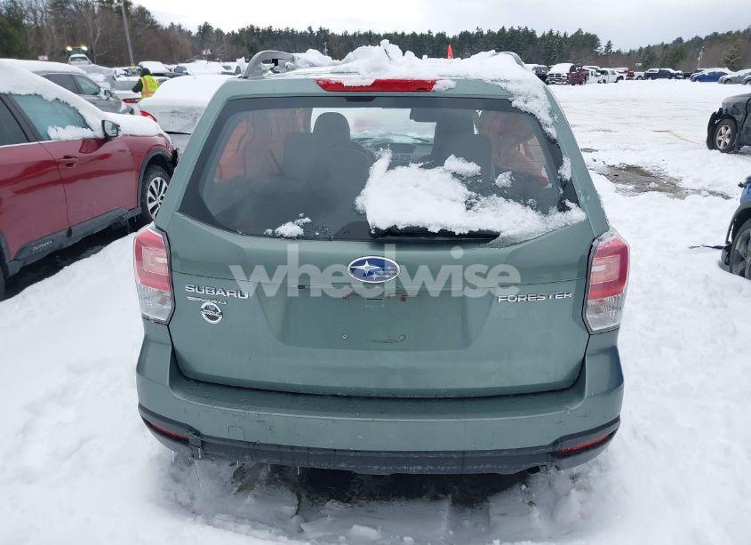 Photo 16 of 2018 Subaru Forester 2.5I (VIN JF2SJABC0JH436371)