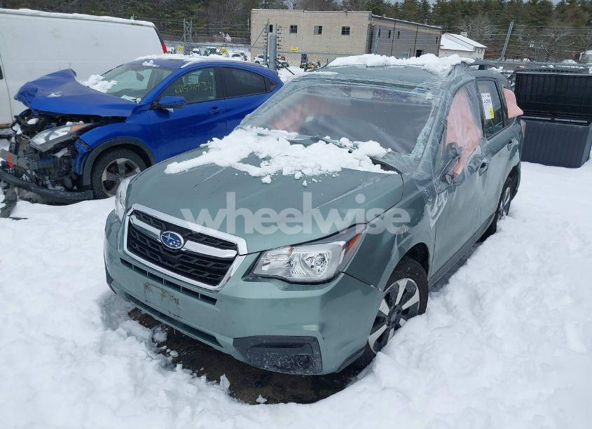 Photo 2 of 2018 Subaru Forester 2.5I (VIN JF2SJABC0JH436371)