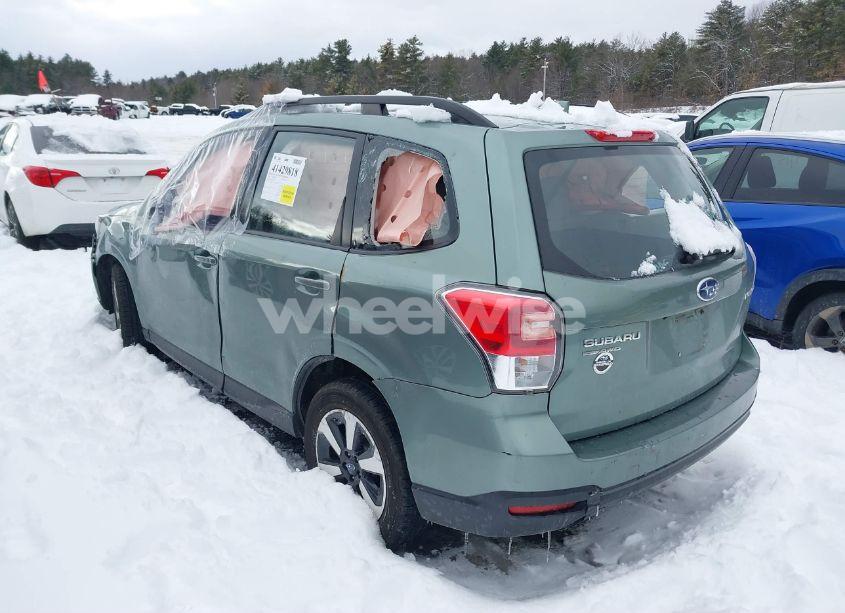 Photo 3 of 2018 Subaru Forester 2.5I (VIN JF2SJABC0JH436371)