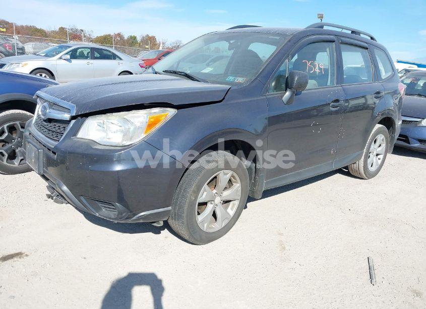 Photo 2 of 2015 Subaru Forester 2.5I (VIN JF2SJABC1FH594774)