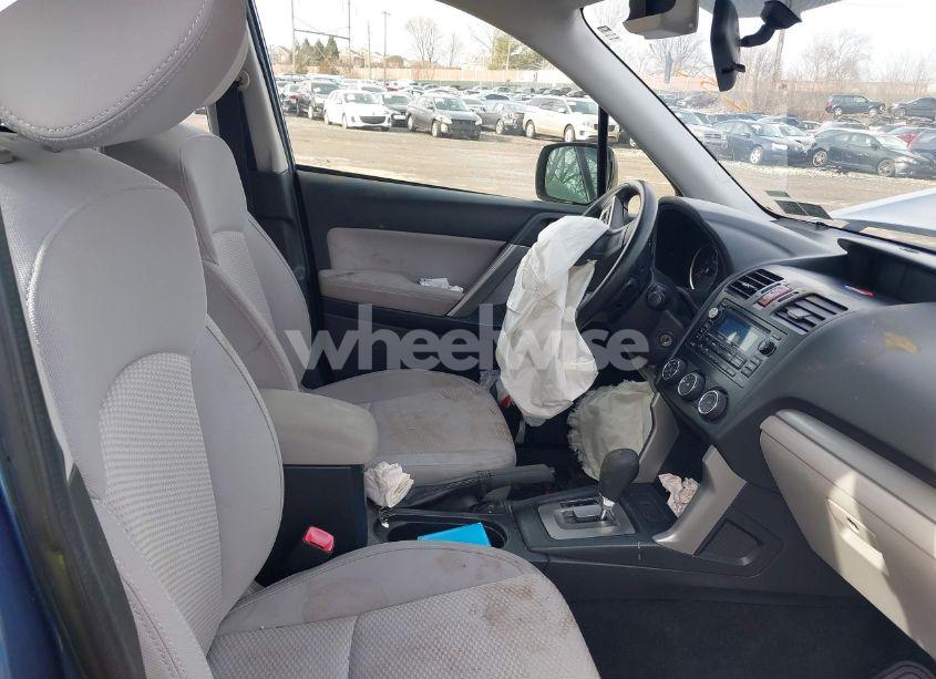 Photo 5 of 2015 Subaru Forester 2.5I (VIN JF2SJABC1FH816567)