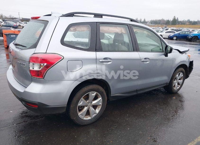 Photo 4 of 2016 Subaru Forester 2.5I (VIN JF2SJABC1GH560593)