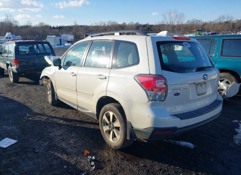 Photo 3 of 2017 Subaru Forester 2.5I (VIN JF2SJABC1HH574933)