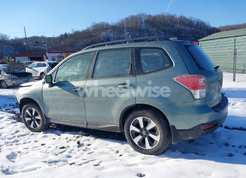 Photo 14 of 2018 Subaru Forester 2.5I (VIN JF2SJABC1JH419403)