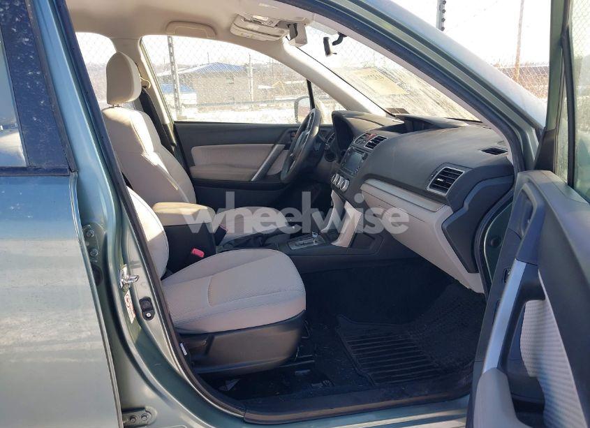 Photo 5 of 2018 Subaru Forester 2.5I (VIN JF2SJABC1JH419403)