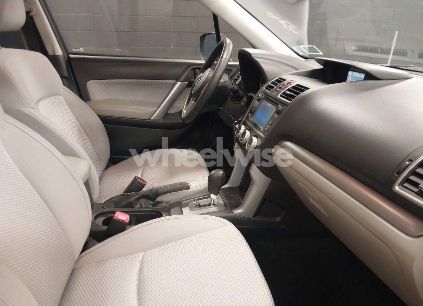 Photo 5 of 2018 Subaru Forester 2.5I (VIN JF2SJABC1JH421796)