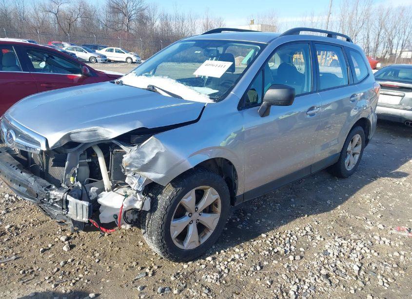 Photo 2 of 2016 Subaru Forester 2.5I (VIN JF2SJABC2GH458770)