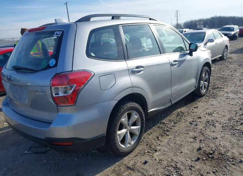Photo 4 of 2016 Subaru Forester 2.5I (VIN JF2SJABC2GH458770)