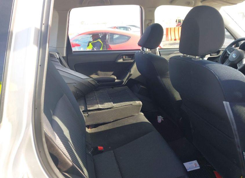 Photo 8 of 2016 Subaru Forester 2.5I (VIN JF2SJABC2GH458770)
