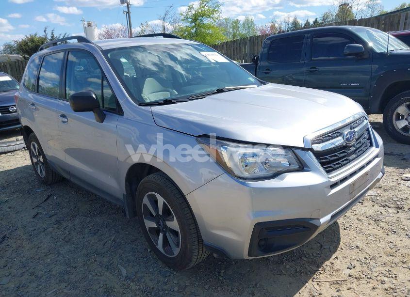 2017 Subaru Forester 2.5I (VIN JF2SJABC2HH560393) main photo