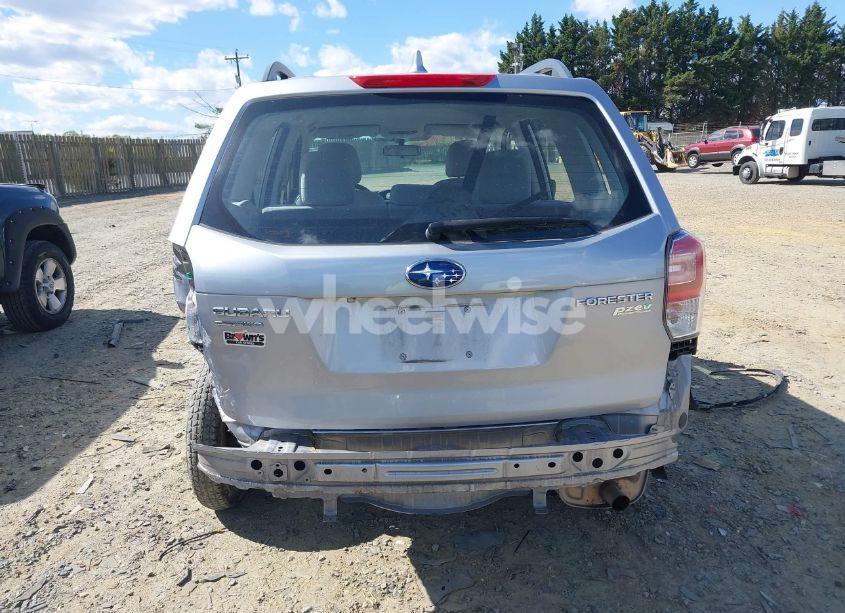 Photo 17 of 2017 Subaru Forester 2.5I (VIN JF2SJABC2HH560393)