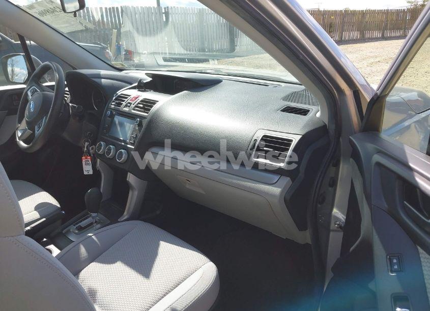 Photo 5 of 2017 Subaru Forester 2.5I (VIN JF2SJABC2HH560393)