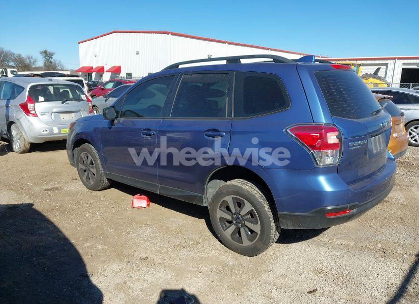 Photo 3 of 2018 Subaru Forester 2.5I (VIN JF2SJABC2JH427073)