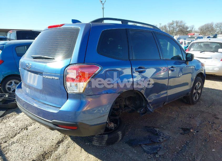Photo 4 of 2018 Subaru Forester 2.5I (VIN JF2SJABC2JH427073)