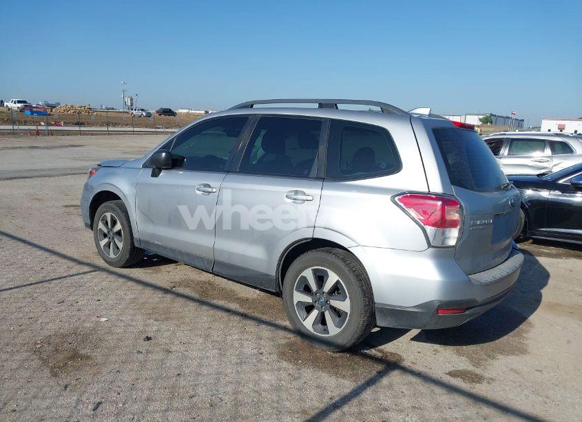 Photo 3 of 2018 Subaru Forester 2.5I (VIN JF2SJABC2JH434007)