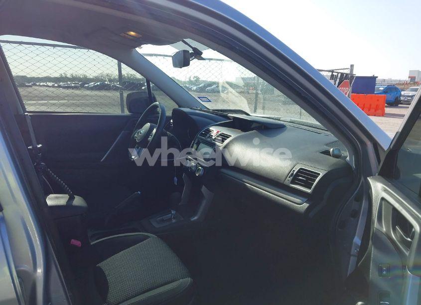 Photo 5 of 2018 Subaru Forester 2.5I (VIN JF2SJABC2JH434007)