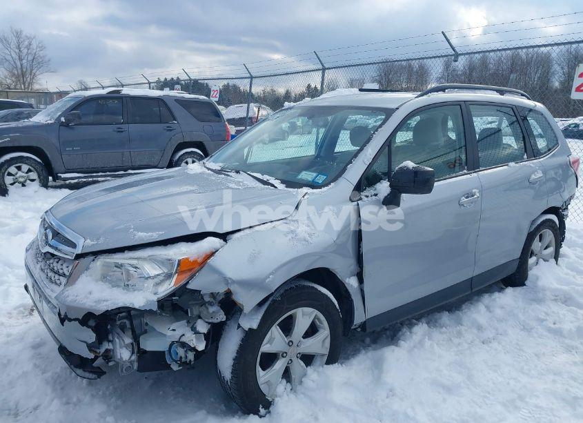 Photo 2 of 2015 Subaru Forester 2.5I (VIN JF2SJABC3FH834388)