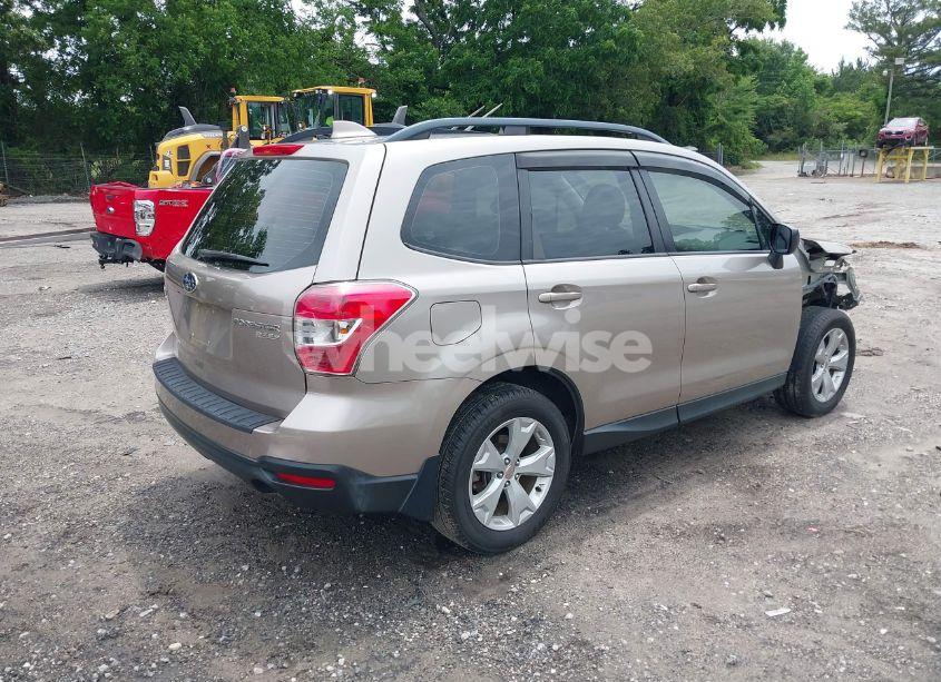 Photo 4 of 2016 Subaru Forester 2.5I (VIN JF2SJABC3GH419623)