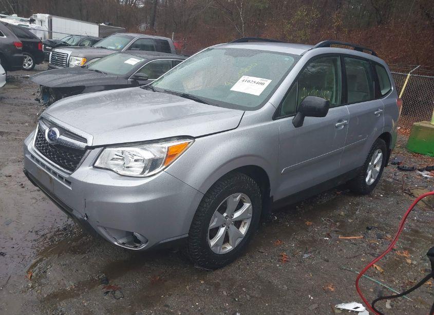 Photo 2 of 2016 Subaru Forester 2.5I (VIN JF2SJABC3GH502212)