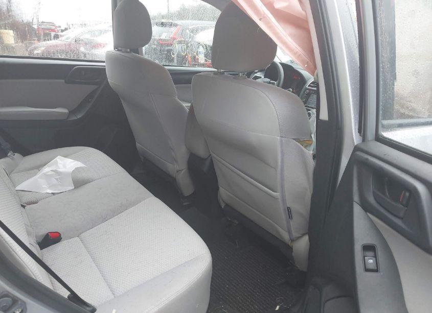 Photo 8 of 2016 Subaru Forester 2.5I (VIN JF2SJABC3GH502212)