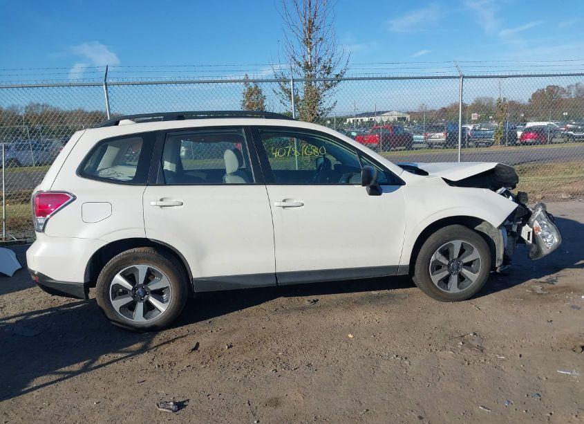 Photo 13 of 2017 Subaru Forester 2.5I (VIN JF2SJABC3HH579616)