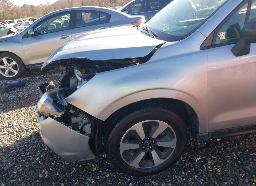 Photo 17 of 2018 Subaru Forester 2.5I (VIN JF2SJABC3JH569125)