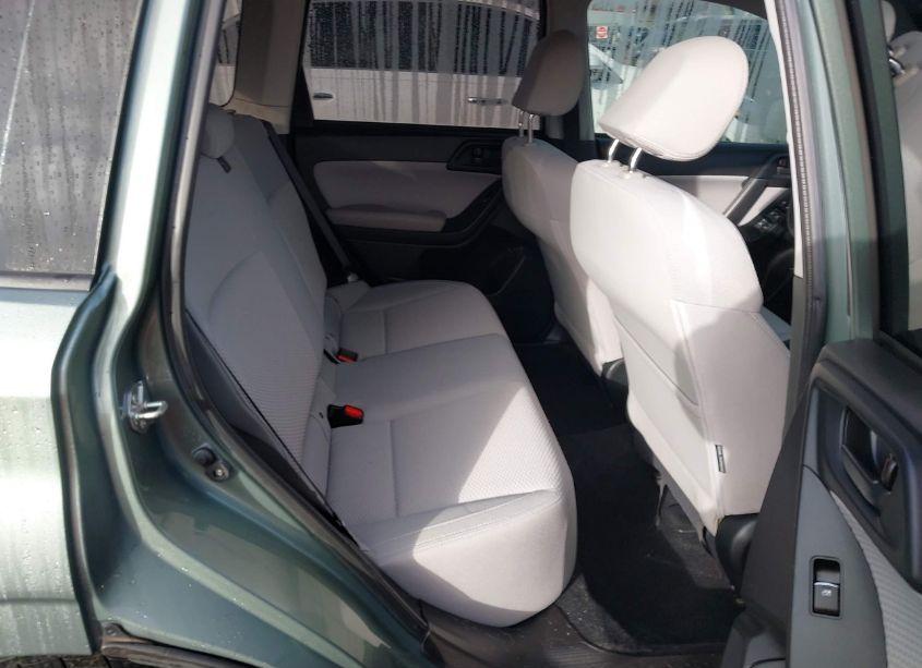 Photo 8 of 2018 Subaru Forester 2.5I (VIN JF2SJABC3JH573529)