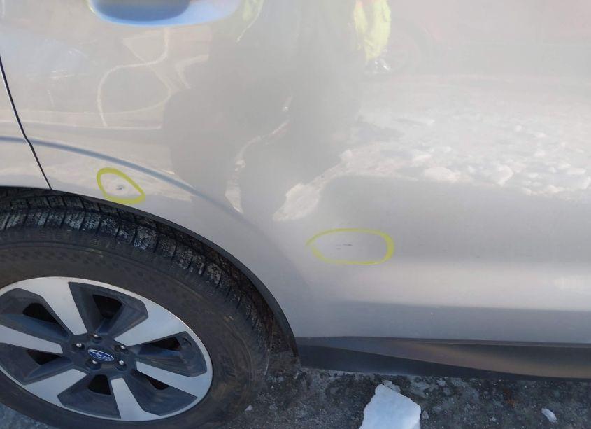 Photo 17 of 2018 Subaru Forester 2.5I (VIN JF2SJABC3JH576771)