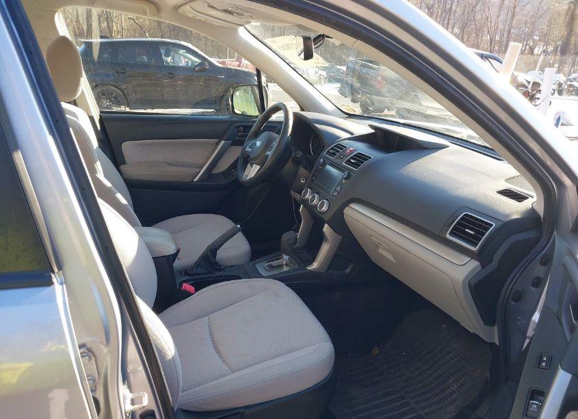 Photo 5 of 2018 Subaru Forester 2.5I (VIN JF2SJABC3JH576771)