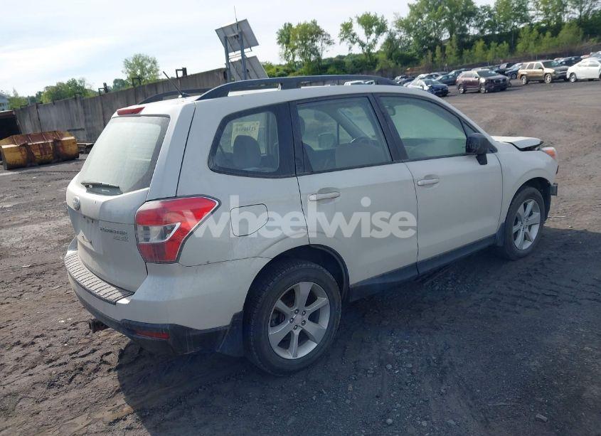 Photo 4 of 2015 Subaru Forester 2.5I (VIN JF2SJABC4FH557699)