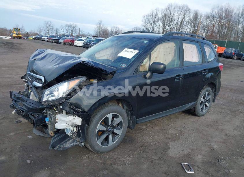 Photo 2 of 2018 Subaru Forester 2.5I (VIN JF2SJABC4JH487954)