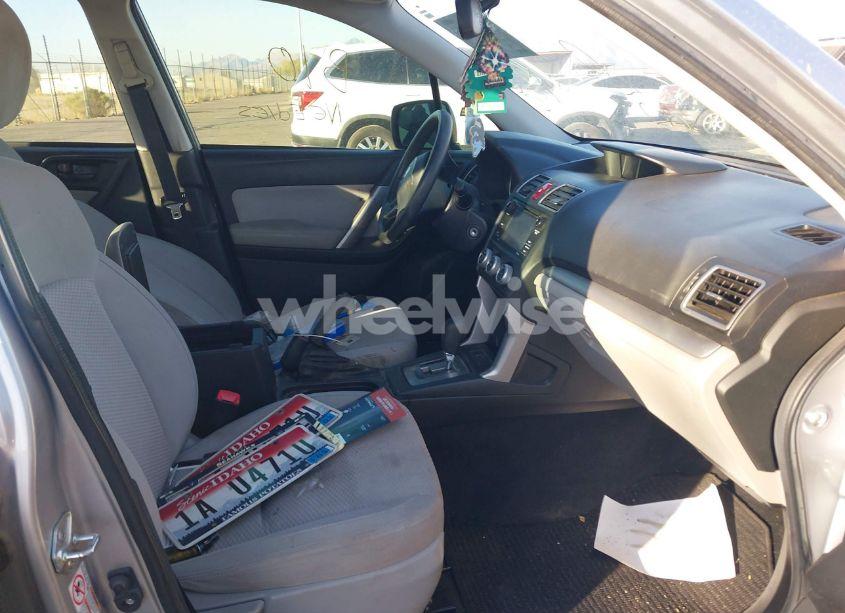 Photo 5 of 2016 Subaru Forester 2.5I (VIN JF2SJABC5GH469956)