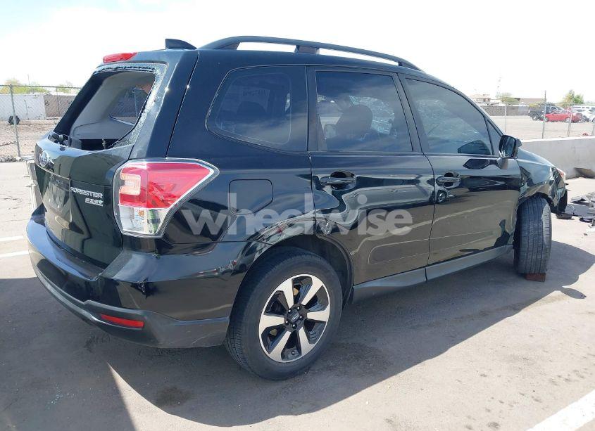 Photo 4 of 2017 Subaru Forester 2.5I (VIN JF2SJABC5HH450342)