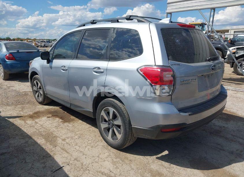 Photo 3 of 2017 Subaru Forester 2.5I (VIN JF2SJABC5HH493885)