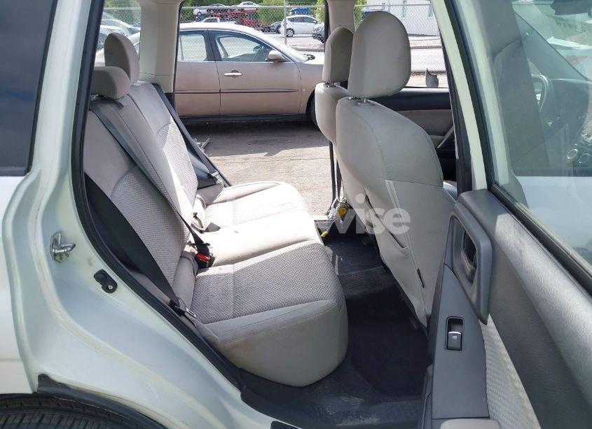 Photo 8 of 2018 Subaru Forester 2.5I (VIN JF2SJABC5JH444739)