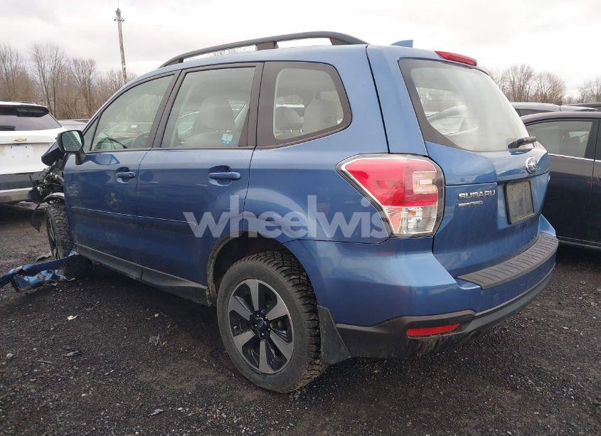 Photo 3 of 2018 Subaru Forester 2.5I (VIN JF2SJABC5JH454672)