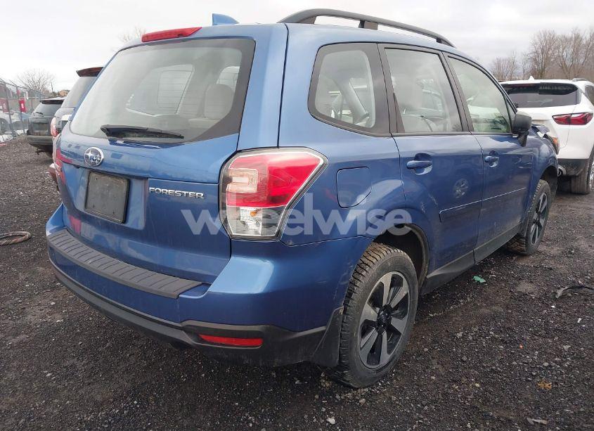 Photo 4 of 2018 Subaru Forester 2.5I (VIN JF2SJABC5JH454672)