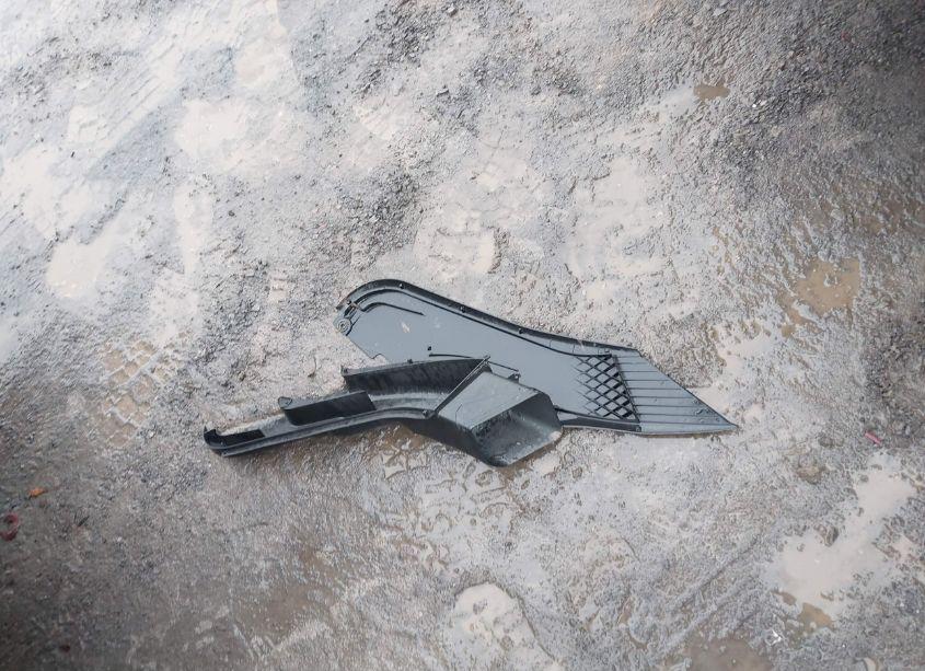 Photo 12 of 2018 Subaru Forester 2.5I (VIN JF2SJABC5JH508844)