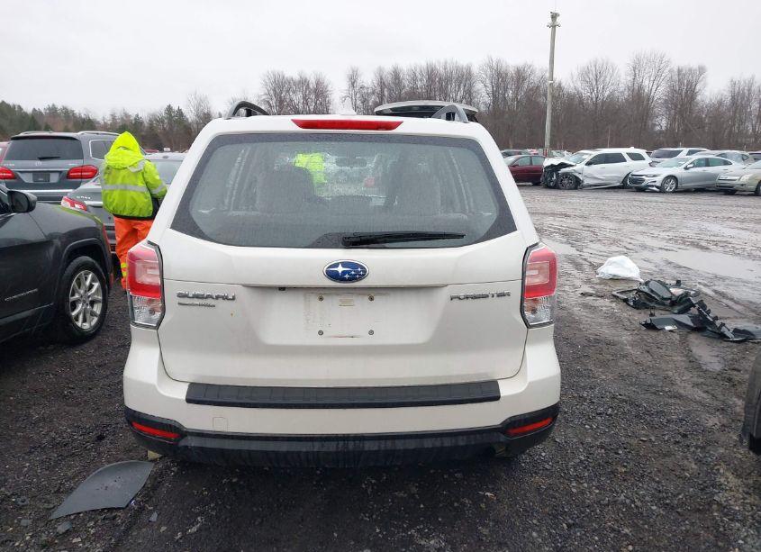 Photo 17 of 2018 Subaru Forester 2.5I (VIN JF2SJABC5JH508844)