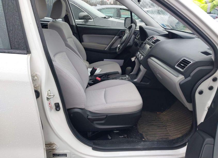 Photo 5 of 2018 Subaru Forester 2.5I (VIN JF2SJABC5JH508844)