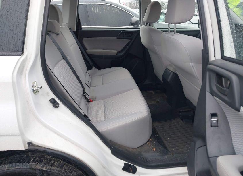 Photo 8 of 2018 Subaru Forester 2.5I (VIN JF2SJABC5JH508844)