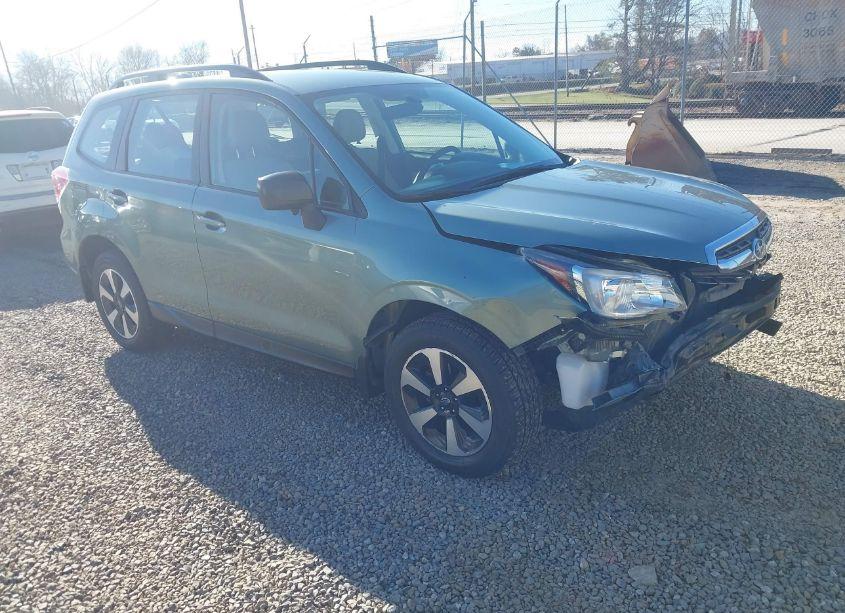 2018 Subaru Forester 2.5I (VIN JF2SJABC5JH526535) main photo