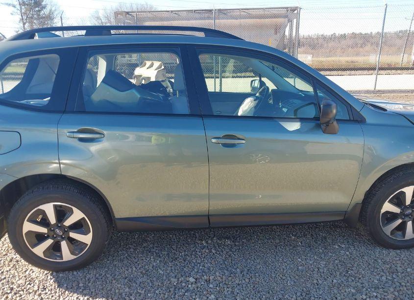 Photo 13 of 2018 Subaru Forester 2.5I (VIN JF2SJABC5JH526535)