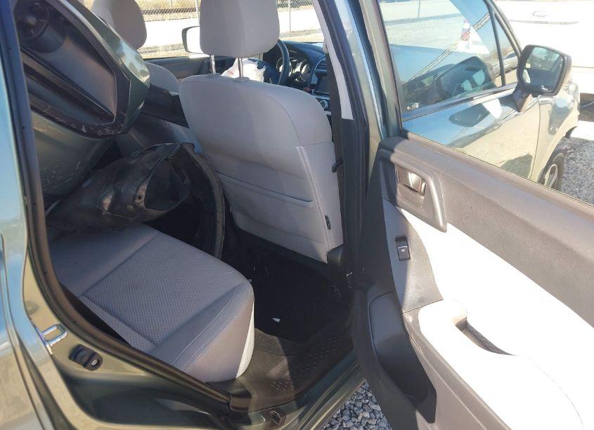 Photo 8 of 2018 Subaru Forester 2.5I (VIN JF2SJABC5JH526535)